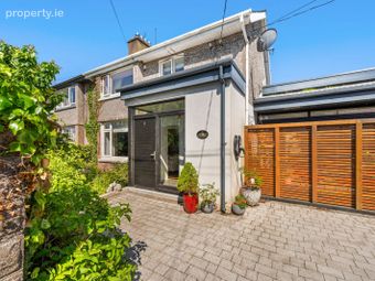 2 Castlegreina Park, Boreenmanna Road, Ballinlough, Co. Cork