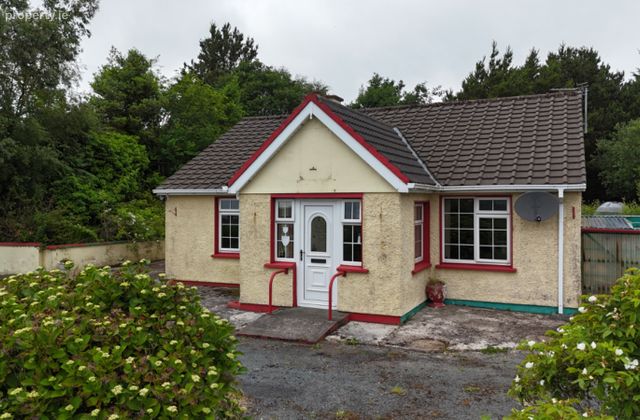 Anfield, Madavagh, Lettermacaward, Co. Donegal - Click to view photos