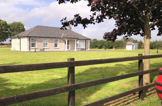 Nicholastown, Athy, Ballyroe, Co. Kildare - Click to view photos