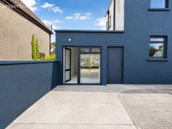21 Saint Cronan's Road, Castle Street, Bray, Co. Wicklow