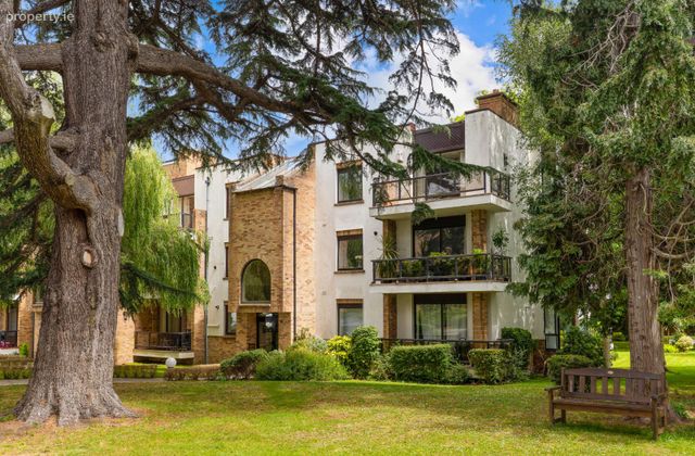 41 The Elms, Mount Merrion Avenue, Blackrock, Co. Dublin, Blackrock, Co. Dublin - Click to view photos