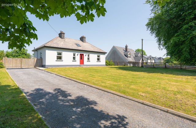 Turoe, Bullaun, Alloon Lower, Co. Galway - Click to view photos
