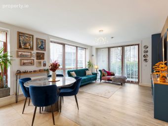 32 Stratton Grove, Adamstown, Lucan, Co. Dublin, Adamstown, Co. Dublin - Image 2