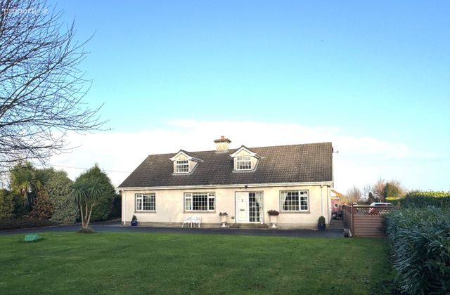 Grove Road, Carlingford, Carlingford, Co. Louth - Click to view photos