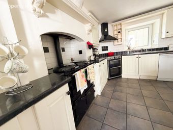 7 Burke Street, Fethard, Co. Tipperary - Image 2