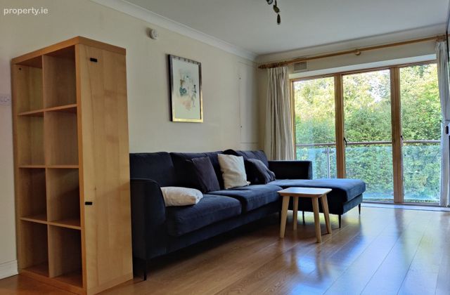 Rockfield, Dundrum, Dublin 16, Kilmacud, Co. Dublin - Click to view photos