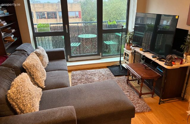 Shelbourne Park Apartments, South Lotts Road, Ringsend, Dublin 4 - Click to view photos