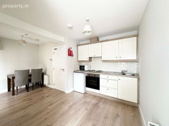 Apartment 5, 71 Cabra Road, Phibsborough, Dublin 7 - Image 4