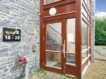 18 Saint Canices Square, Finglas, Dublin 11, Finglas, Dublin 11 - Image 2