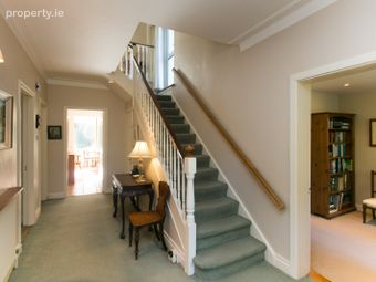 27 Lawnswood Park, Stillorgan, Co. Dublin, Stillorgan, Co. Dublin - Image 2