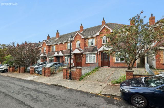 38 The Paddocks, Hybreasal, South Circular Road, Dublin 8 - Click to view photos