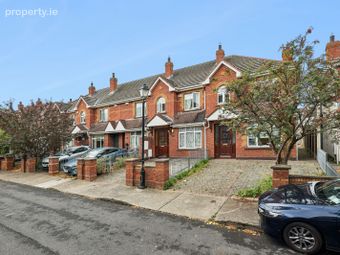 38 The Paddocks, Hybreasal, South Circular Road, Dublin 8