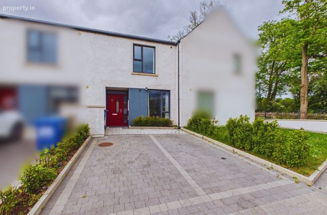 10 The Grove, Harpers Creek, Glounthaune, Co. Cork - Click to view photos