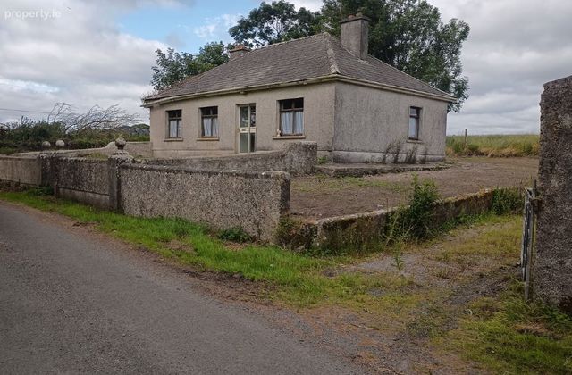 Moylough Beg, Moylough, Ballinasloe, Co. Galway, Moylough, Co. Galway - Click to view photos
