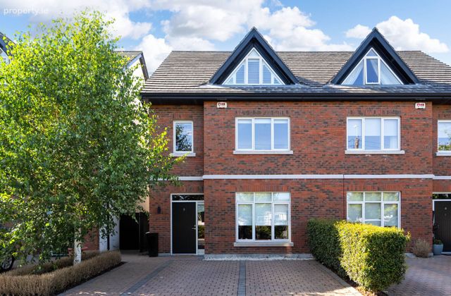 3 Castle Park, Whitehall Road, Churchtown, Dublin 14 - Click to view photos
