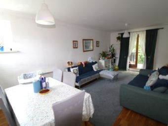 64 The Courtyard, Clonsilla, Dublin 15 - Image 2