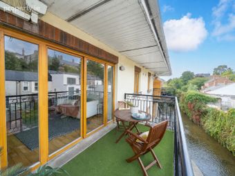 Apartment, Saint James Court (2 Beds2baths), Kilmainham, Dublin 8 - Image 2