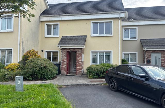 Chapel Farm Avenue, Lusk, Corduff, Dublin 15 - Click to view photos