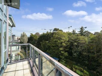Apt 76, Wyckham Point, Wyckham Way, Ballinteer, Dublin 16 - Image 5