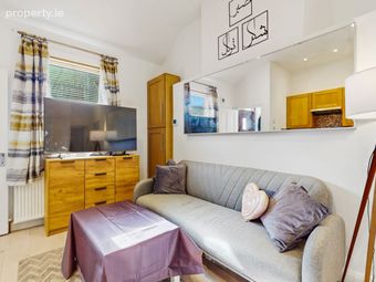 25 Rutland Cottages, Dublin 1 - Image 2