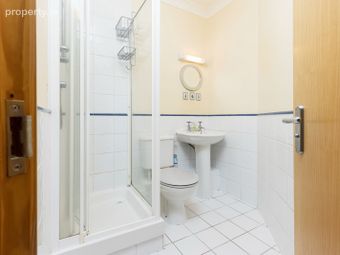 35 Glaslyn Apartments, Clontarf, Dublin 3 - Image 5