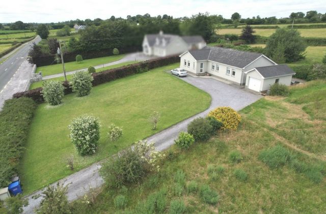 River View, Chapel Road, Castlecoote, Co. Roscommon, Castlecoote, Co. Roscommon - Click to view photos