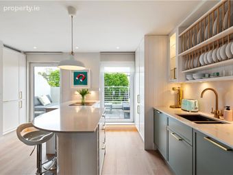 Apt. 15 Salthill, Monkstown, Co. Dublin, Monkstown, Co. Dublin - Image 4