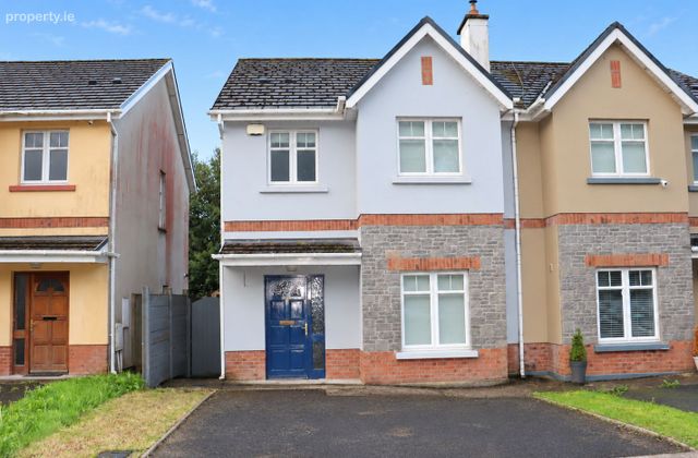 62 Carraig Midhe, Corbally, Westbury, Co. Clare - Click to view photos