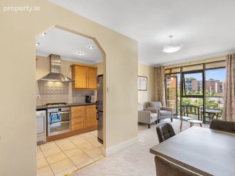 159 The Oval, Tullyvale, Dublin 18, Dublin 18 - Image 5