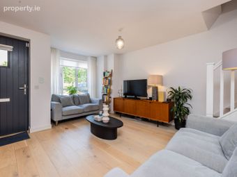 15 The Heights, Barnoaks, Citywest, Co. Dublin - Image 4