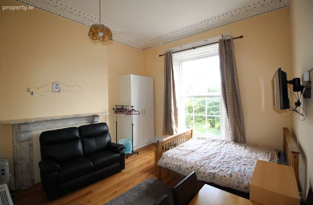 Terenure Road East, Rathgar, Dublin 6 - Click to view photos