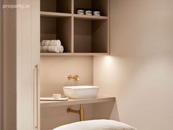 Tone Street..beauty Unit, Ballina, Co. Mayo - Image 2
