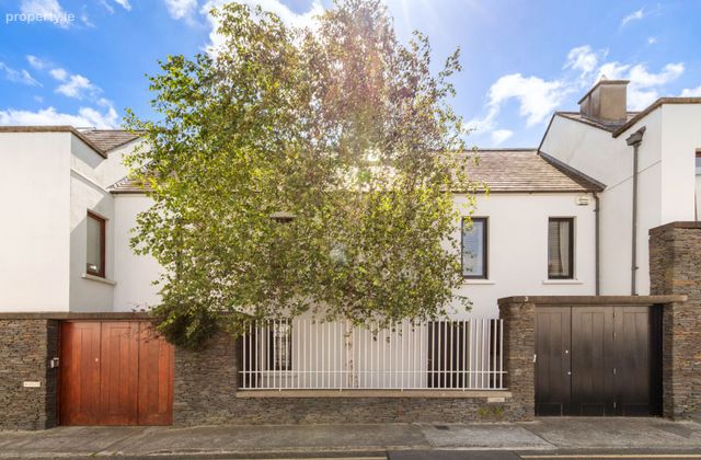 3 Lanesville Terrace, Dun Laoghaire, Monkstown, Co. Dublin - Click to view photos