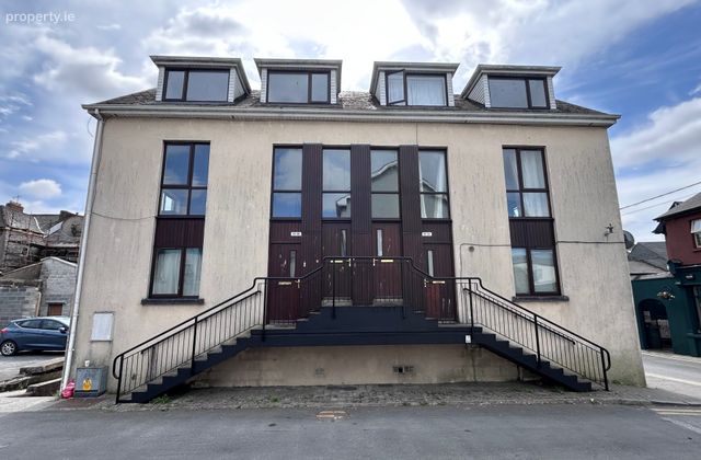 19 Chapel Lane, Cashel, Co Tipperary, Cashel, Co. Tipperary - Click to view photos