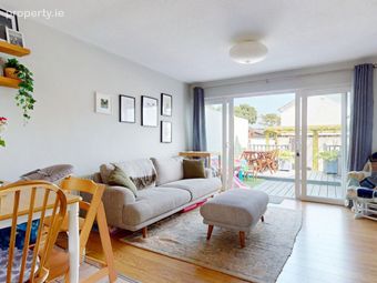 14 Bayside Crescent, Sutton, Dublin 13 - Image 2