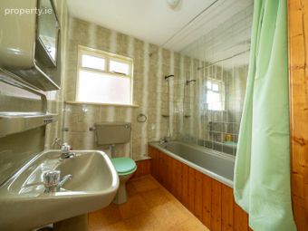7 Yellow Meadows Park, Clondalkin, Dublin 22 - Image 4