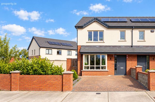 1 Castleland Park Walk, Balbriggan, Balbriggan, Co. Dublin - Click to view photos