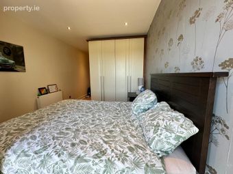 Apartment 27, Merrion Hall, Mount Merrion Avenue, Stillorgan, Co. Dublin - Image 5