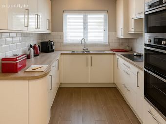 17 Lake Grove, Kilminchy, Portlaoise, Co. Laois - Image 5
