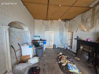 11 Marine Parade, Kilkee, Co. Clare - Image 3
