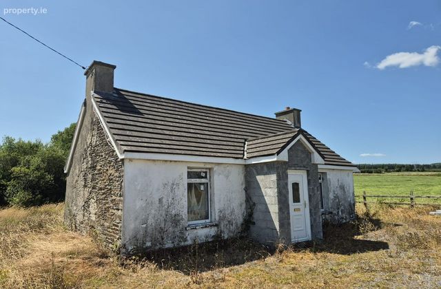 Ahane, Knocknagoshel, Co. Kerry - Click to view photos