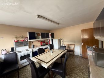 Room 1 Ely House, Nutgrove Avenue, Rathfarnham, Dublin 14, Dublin 14 - Image 2
