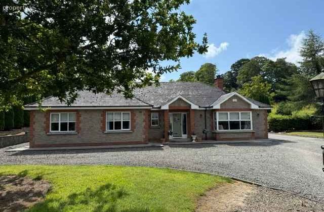Mooretown, Ardee, Lobinstown, Co. Meath - Click to view photos