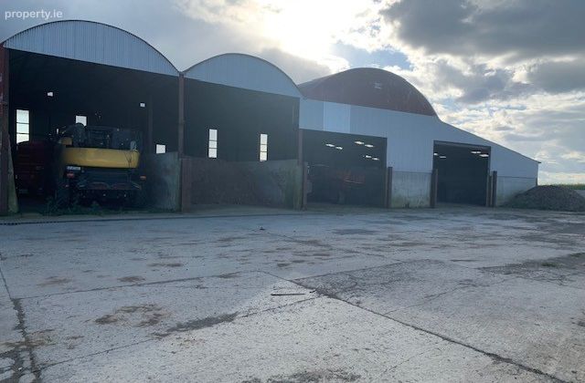 Fyanstown, Kells, Co. Meath - Click to view photos