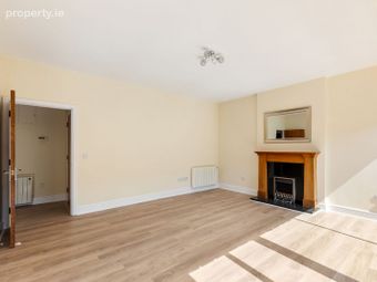 Apartment 16, La Vallee, Upper Dargle Road, Fassaroe, Co. Wicklow - Image 3