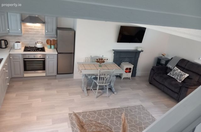 Dunmore Road, Dunmore East, Co. Waterford - Click to view photos