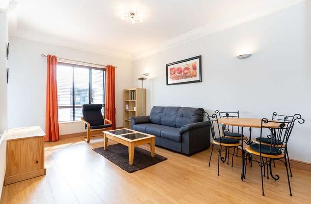 45 Aran House, Custom House Square, Mayor Street Lower, IFSC, Dublin 1 - Click to view photos