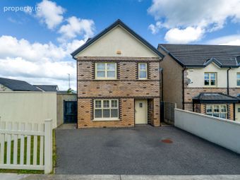 66 Kirvin Hill, Broomhall, Rathnew, Co. Wicklow