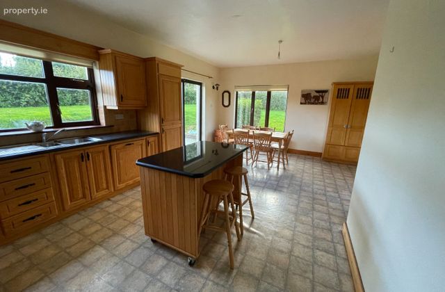 Rocklodge, Carrigrohane, Dromasmole, Co. Cork - Click to view photos