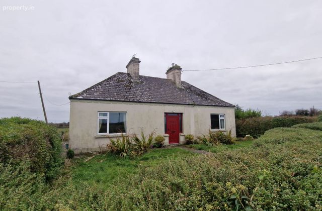 Lissatava, Claremorris, Hollymount, Co. Mayo - Click to view photos